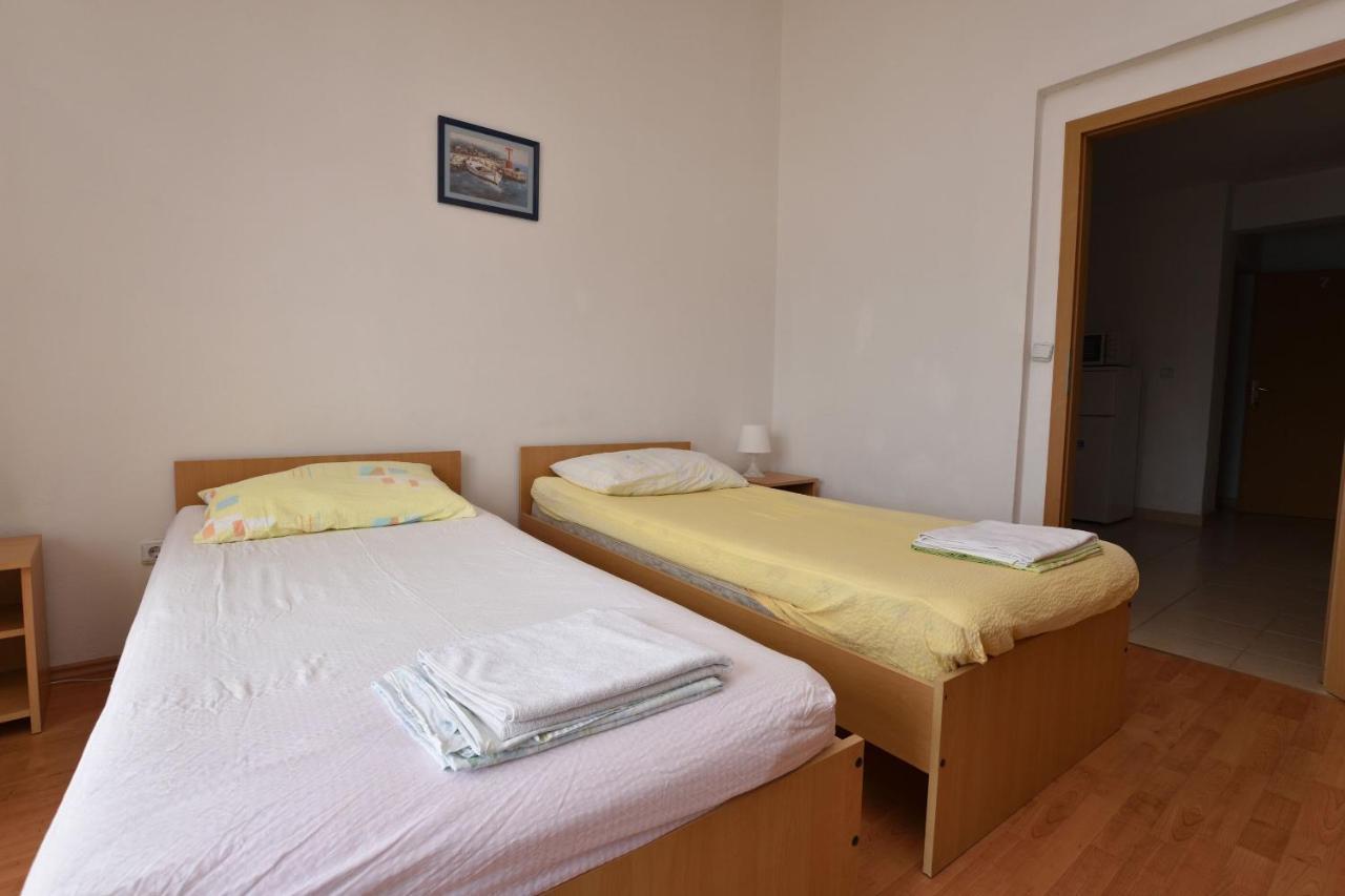 Apartments Jere Primošten Екстериор снимка