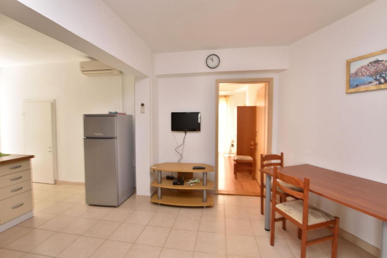 Apartments Jere Primošten Екстериор снимка