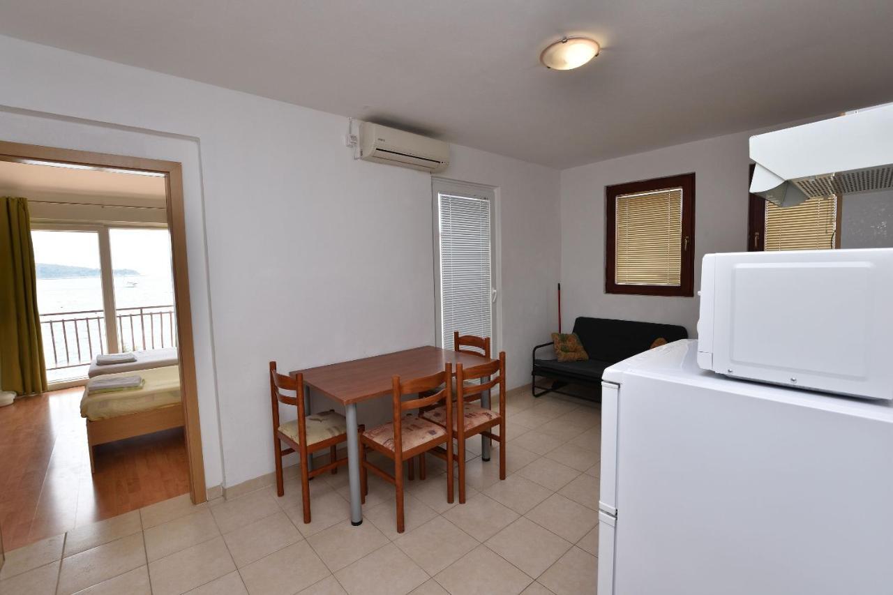 Apartments Jere Primošten Екстериор снимка